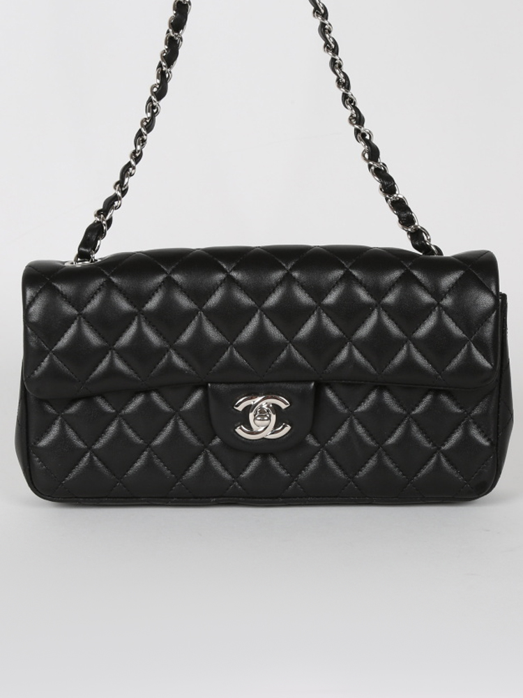 Chanel Flap Bag Lambskin Small Black www.luxurybags