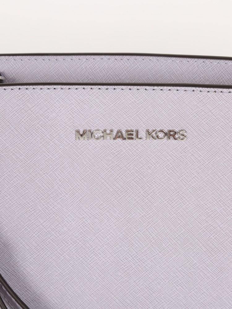 Michael Kors Selma Medium Messenger Lilac www.luxurybags