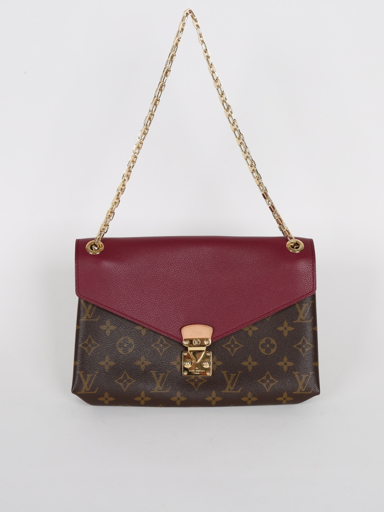 Louis Vuitton Pallas Chain Bag