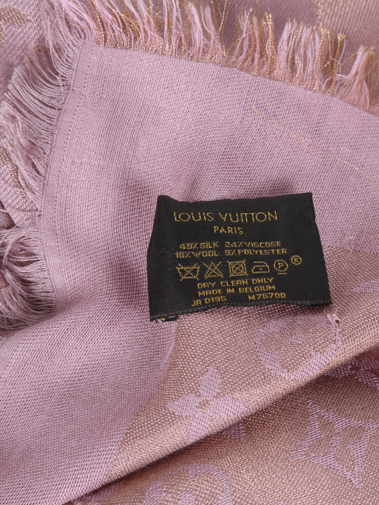 Louis Vuitton Monogram Classic Shawl Rose Poudre Silk