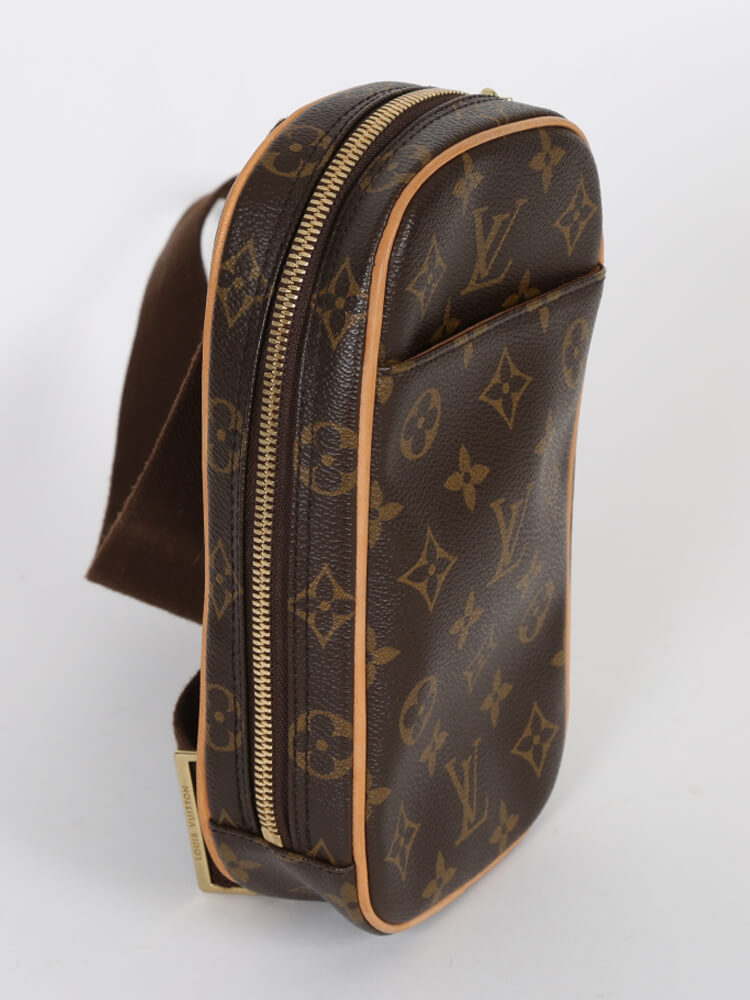 LOUIS VUITTON, POCHETTE GANGE