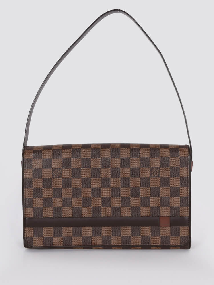 louis vuitton purse with big lv logo