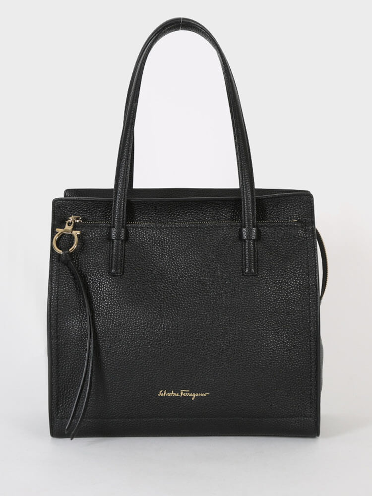 salvatore ferragamo amy tote