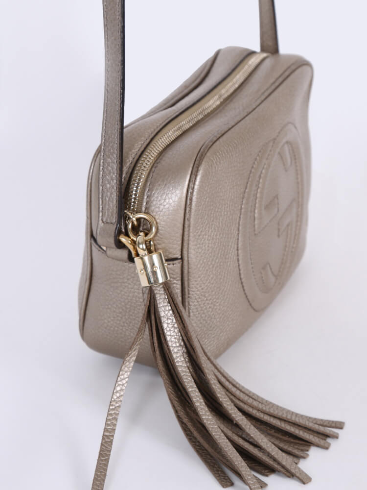 Gucci Soho Leather Disco Bag Metallic Gold www.luxurybags