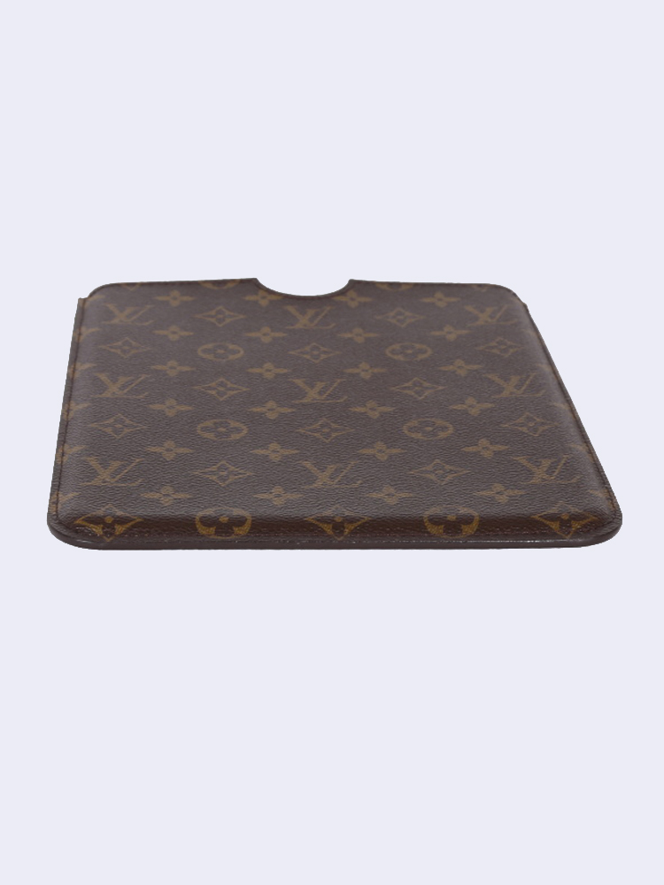 Authentic Louis Vuitton iPad Sleeve Monogram Canvas Case CT4190