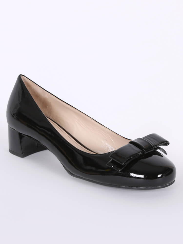 Leather block deals heel pumps