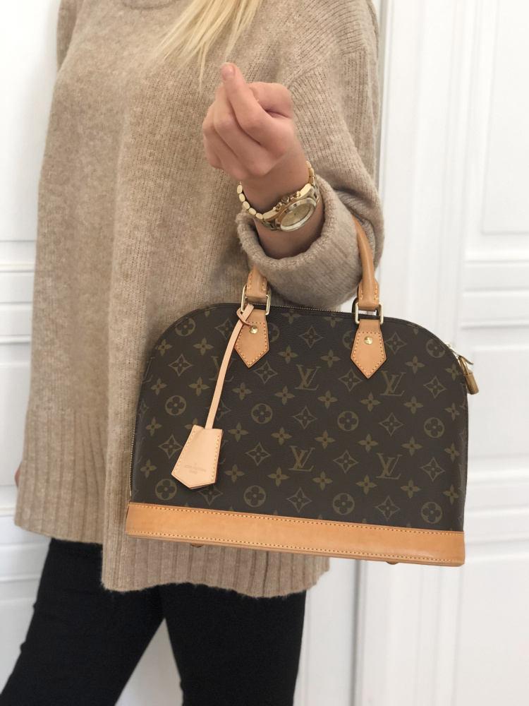 Louis Vuitton Alma PM Monogram Canvas www.luxurybags