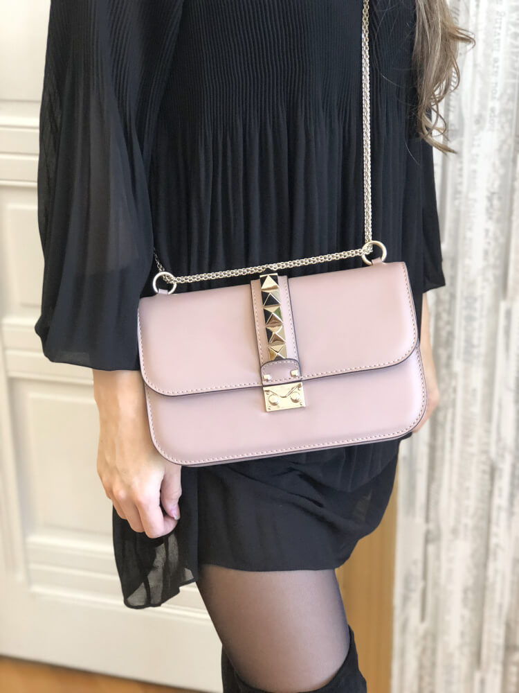 Valentino rockstud nude bag sale