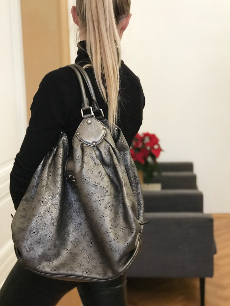 Louis Vuitton, Bags, Louis Vuitton Mahina Xl M95764 Womens Handbag Bronze