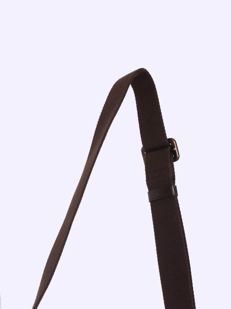 LOUIS VUITTON MM DISTRICT MESSENGER BAG – CanLuxHub