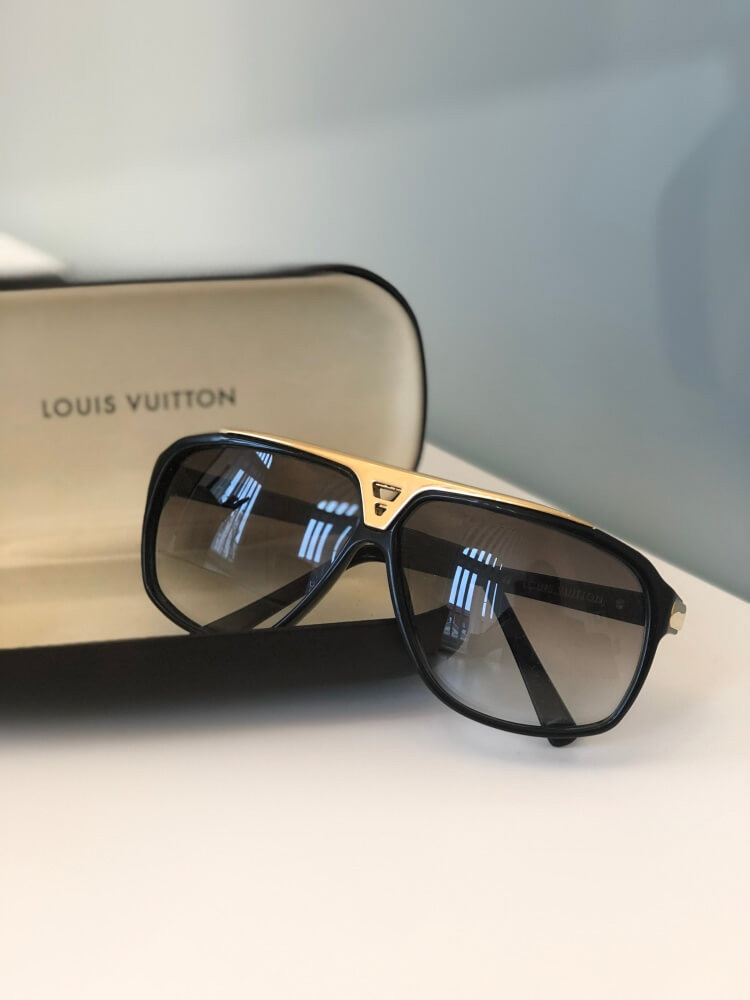 Produkte von Louis Vuitton: Evidence