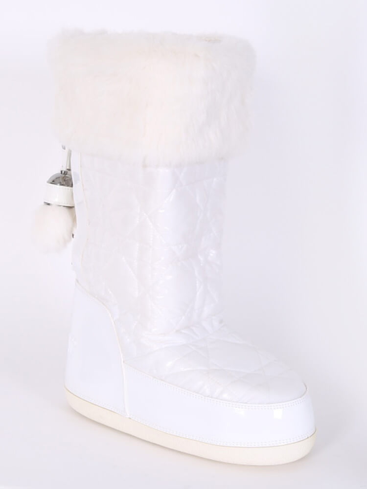 white wedge snow boots