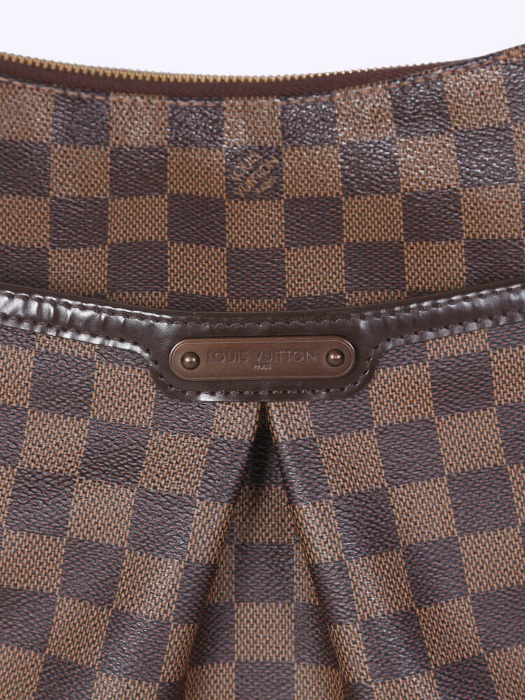 lv bloomsbury monogram