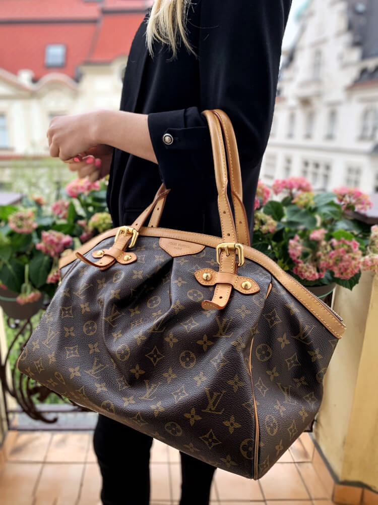 Louis Vuitton Tivoli GM Monogram Canvas www.luxurybags