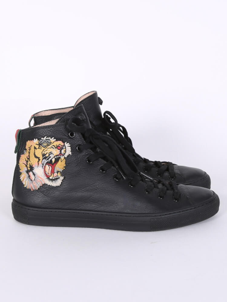 Black gucci shoes with tiger online