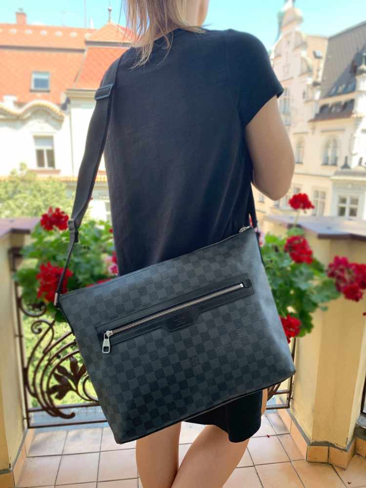 louis vuitton monogram pvc