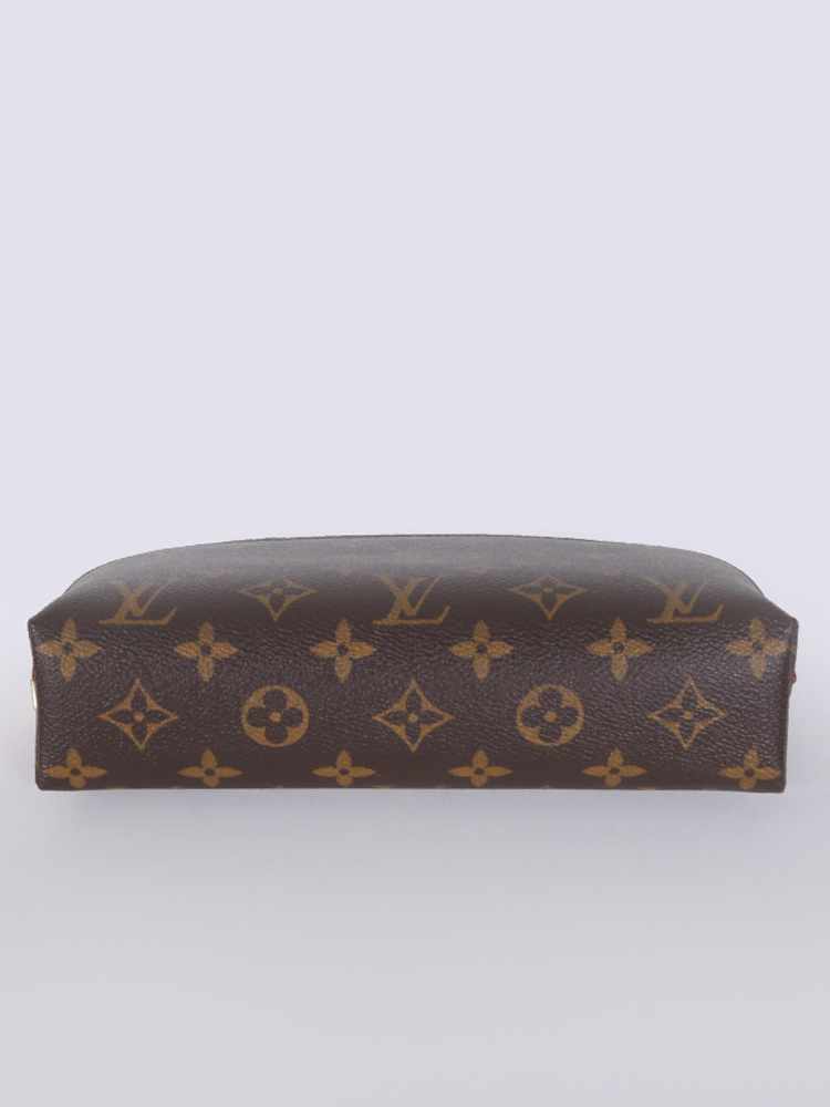 Louis Vuitton Cosmetic Pouch Monogram Canvas GM - ShopStyle Makeup & Travel  Bags