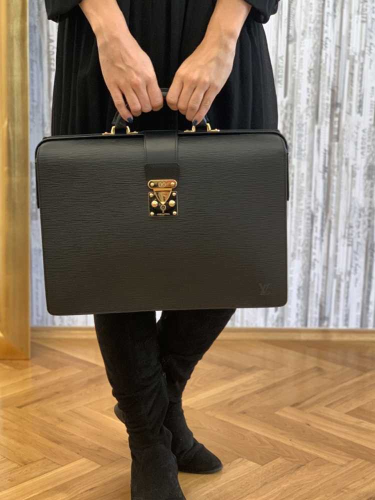 Louis Vuitton Cerviet ambassador Briefcase Epi Noir (Black) M54412 Men