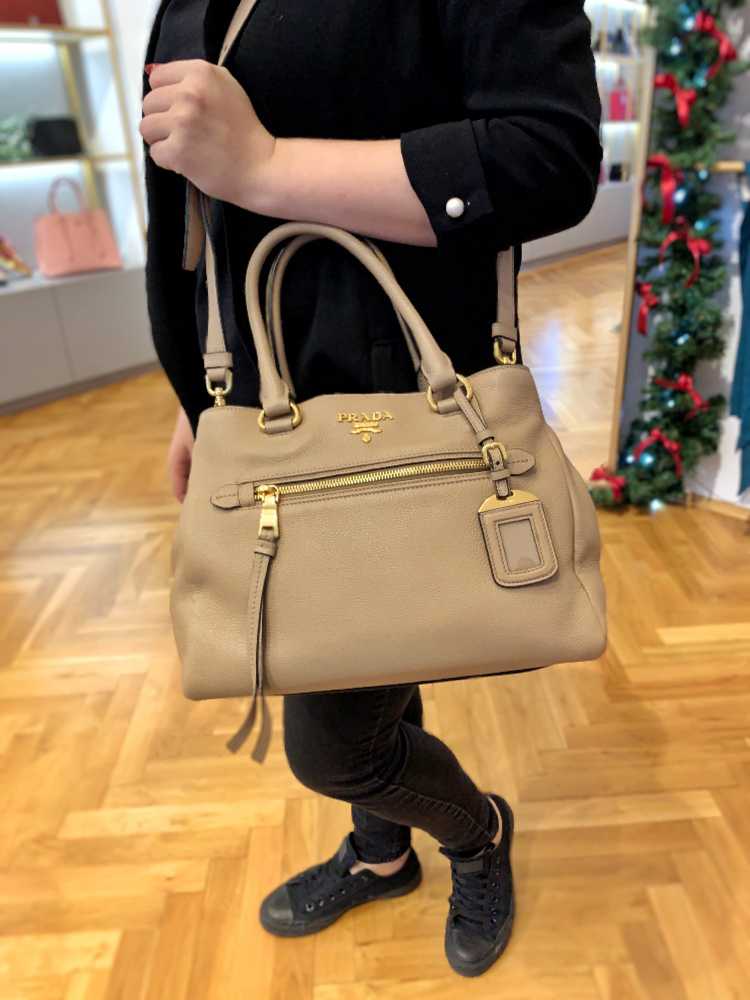 prada vitello phenix tote