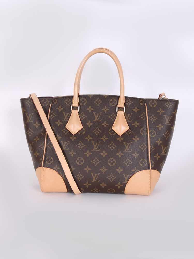 Louis Vuitton Phenix MM Monogram Canvas www.luxurybags