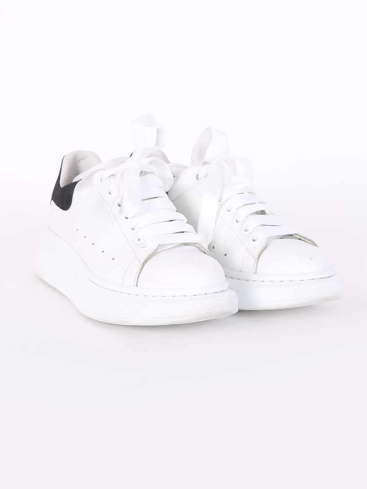 Alexander McQueen Oversized Smooth Calfskin Platform Sneakers White 38 www.luxurybags