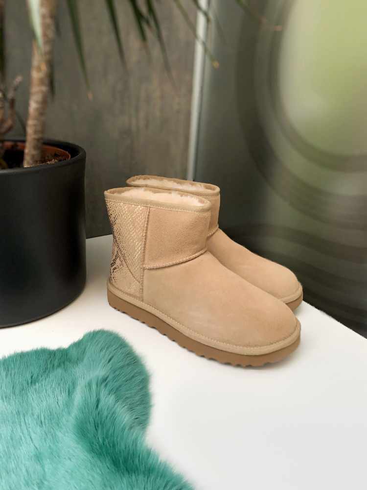 ugg classic mini snake