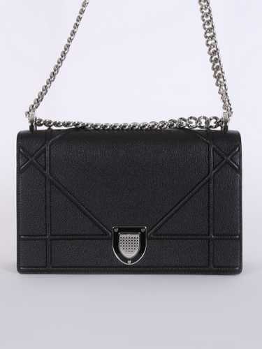 Dior Diorama Grained Calfskin Flap Bag Noir www.luxurybags