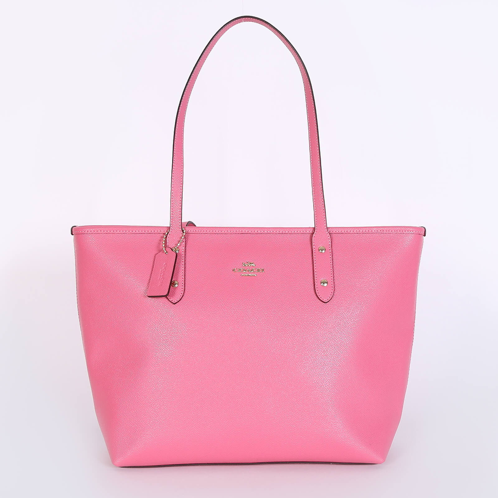 Everything You Need to Know About Pink Tote Bags by Coach