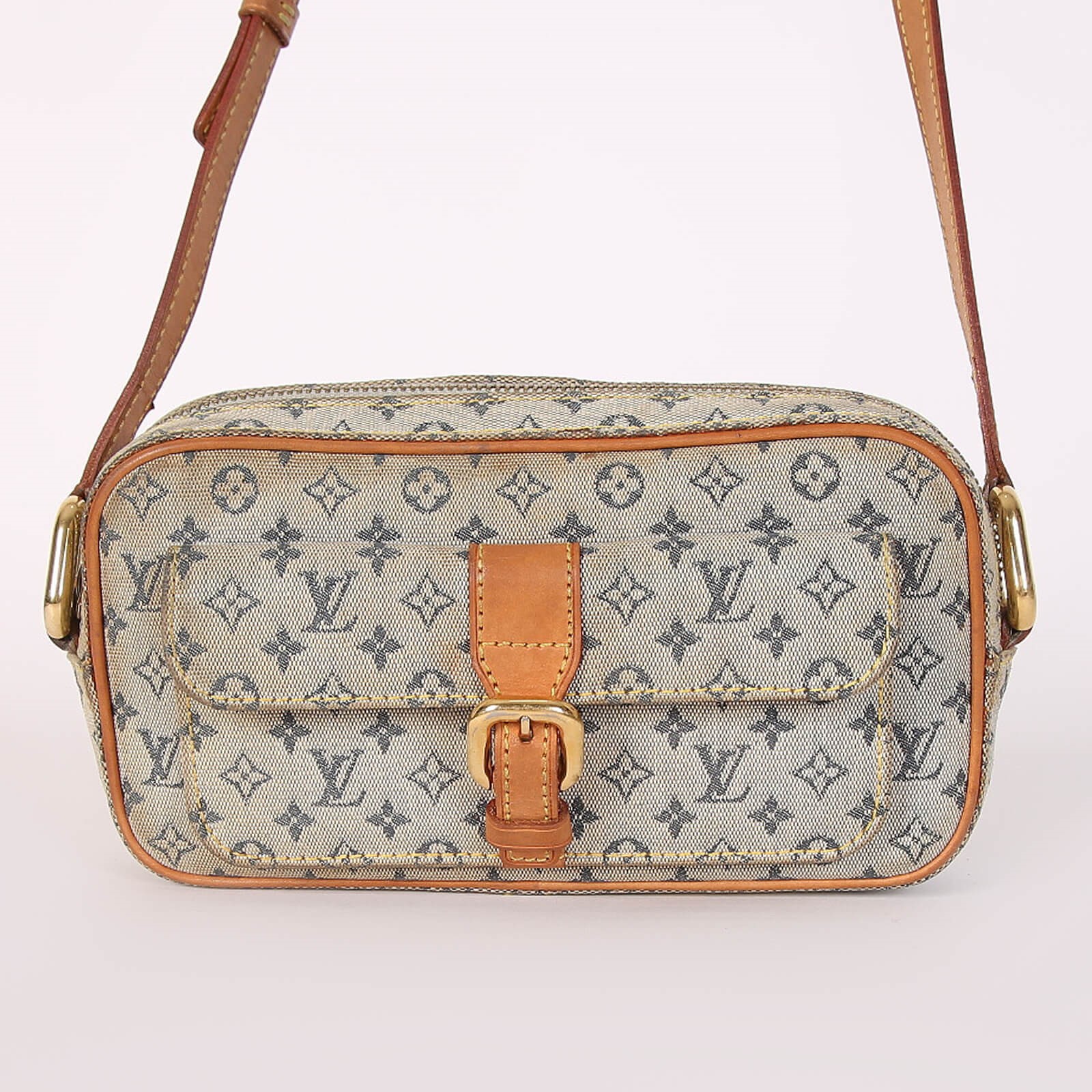 Louis Vuitton - Juliette Mini Monogram Crossbody Beige | www.luxurybags.de