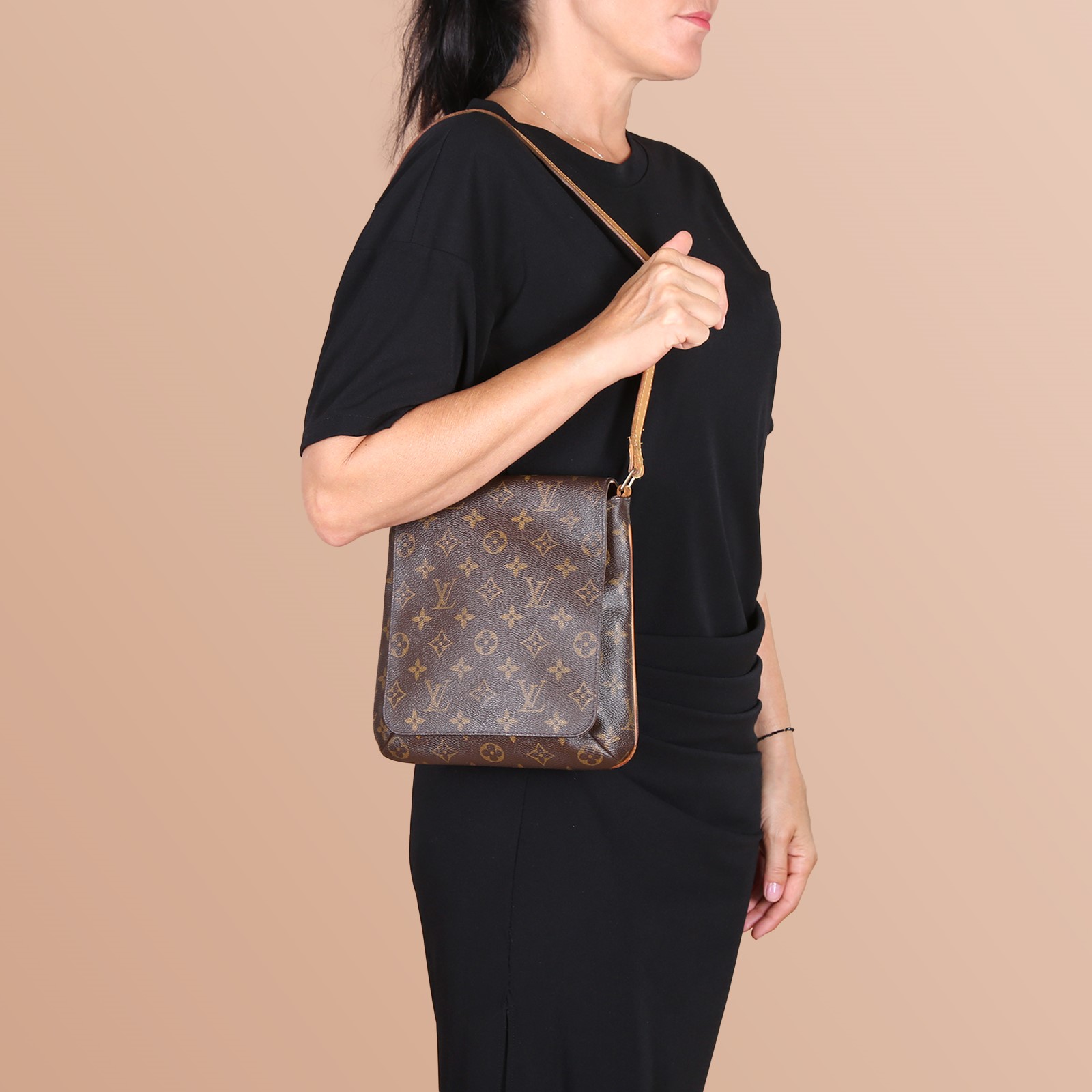 Louis Vuitton Musette Salsa Monogram Canvas www.luxurybags