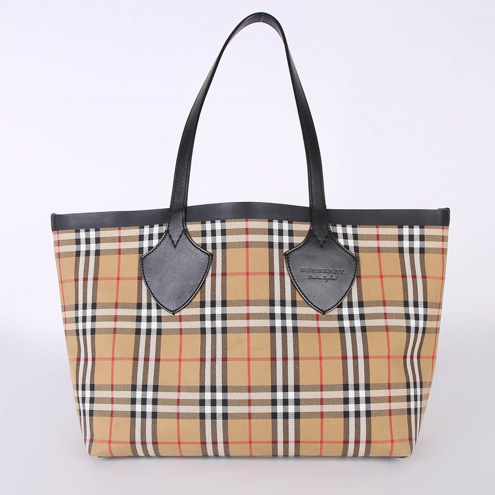 Burberry the giant tote sale