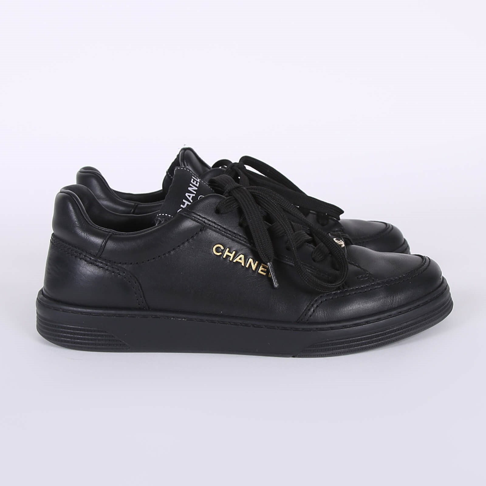 Chanel CC Logo Calfskin Low Top Sneakers Black 37 5 www.luxurybags